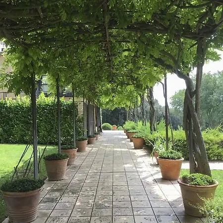 فندق مبيت وإفطار Mas Roure Vell