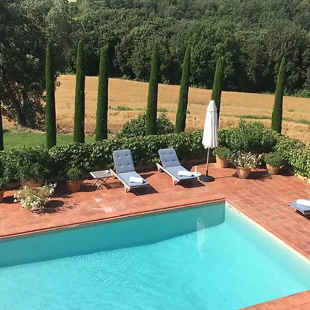 Mas Roure Vell Bed & Breakfast