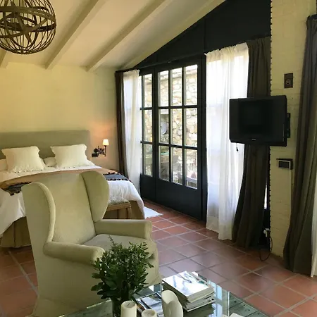 Mas Roure Vell فندق مبيت وإفطار